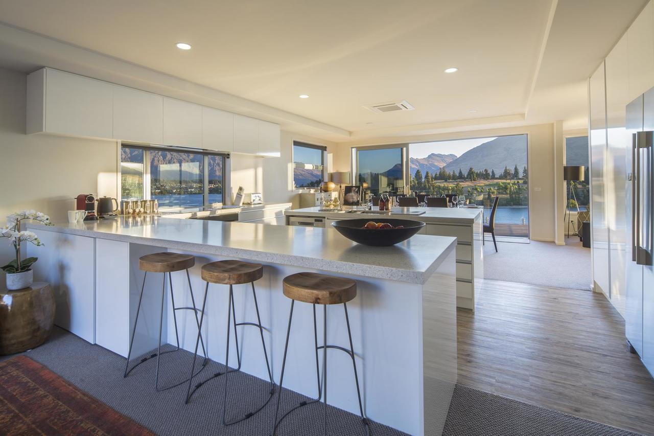 Lakefront Luxury By Amazing Accom Queenstown Exteriér fotografie