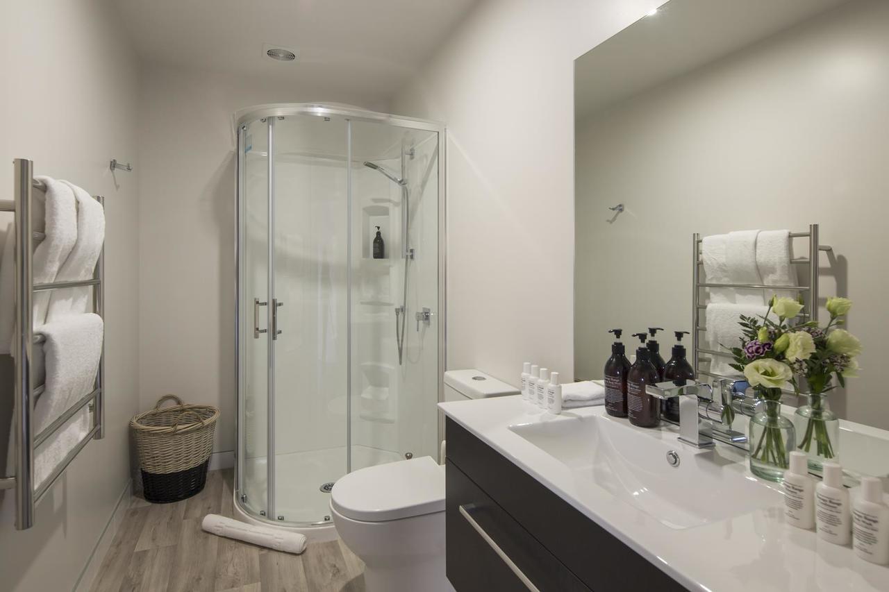 Lakefront Luxury By Amazing Accom Queenstown Exteriér fotografie
